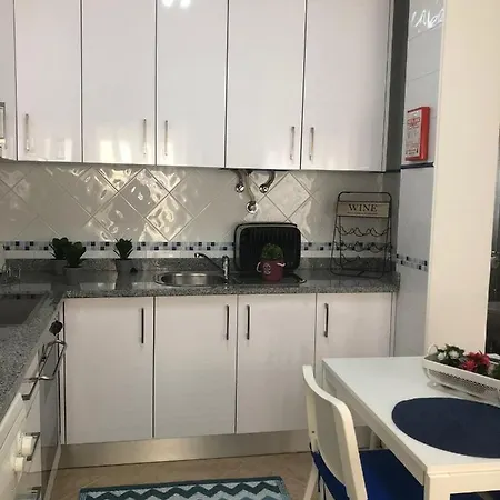 Familia Sequeira Apartment Nazare
